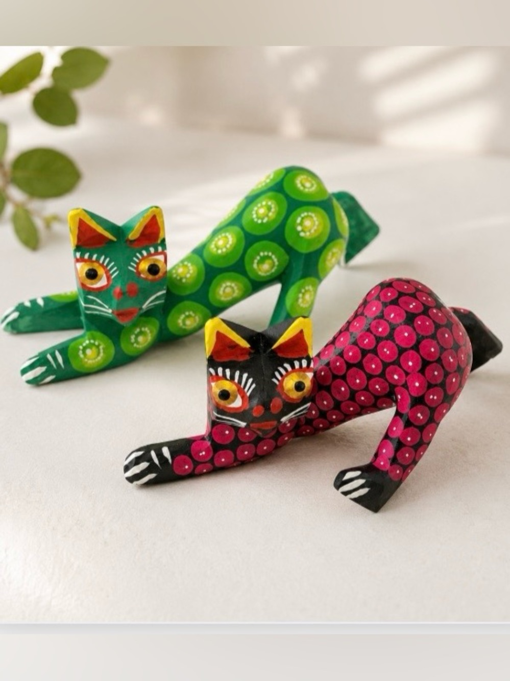 Oaxacan Alebrije Wood Spirit Cat Figurines Set of 2 Hand Painted Folk Art AS IS